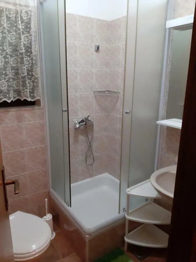 Apartments Juretic Drenje  Croatia
