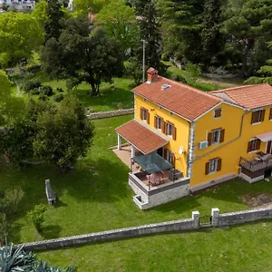 Apartment House Bruno, Drenje (Istria)